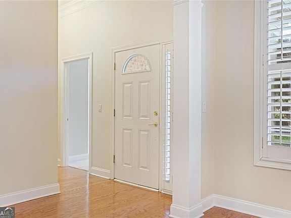 2nd image of 502 Mount Park Dr
