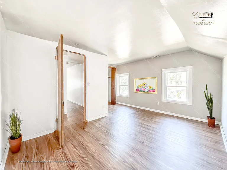 216 N Saginaw St #3 — Photo 9