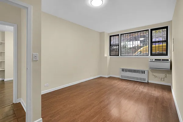 Rented by Tosh Marks Property Group | media 5