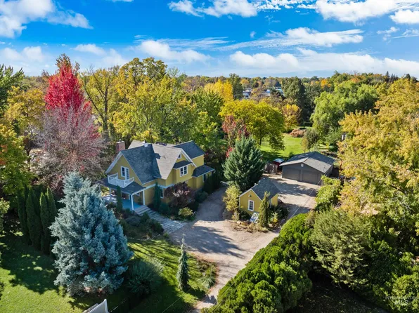 3301 N Mountain View Dr, Boise, ID 83704