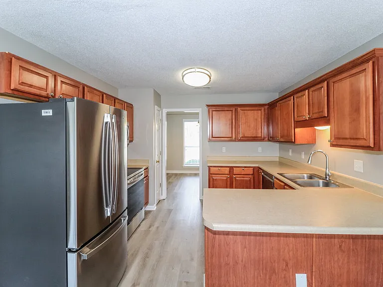 1161 Red Fern Cir E — Photo 8