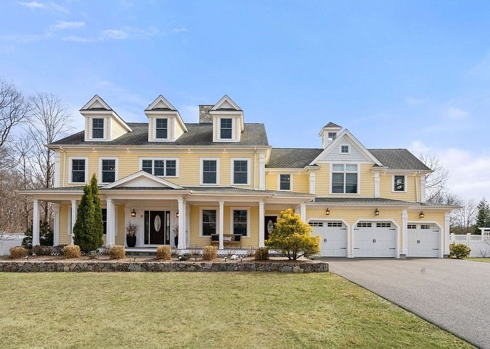 1st image of 11 Briarwood Dr