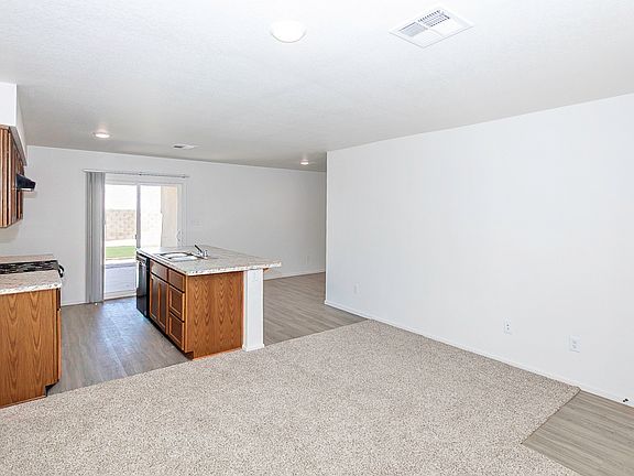 5th image of 4510 S Sunflower Dr