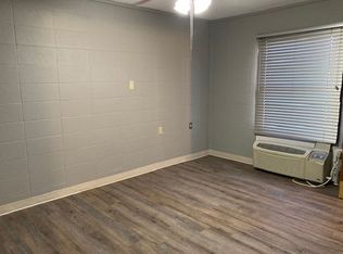 146 5th St, Manilla, IA 51454