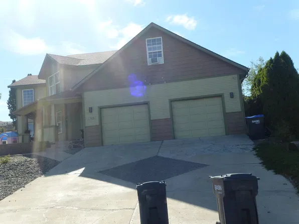 1300 Cedar Ln, Selah, WA 98942