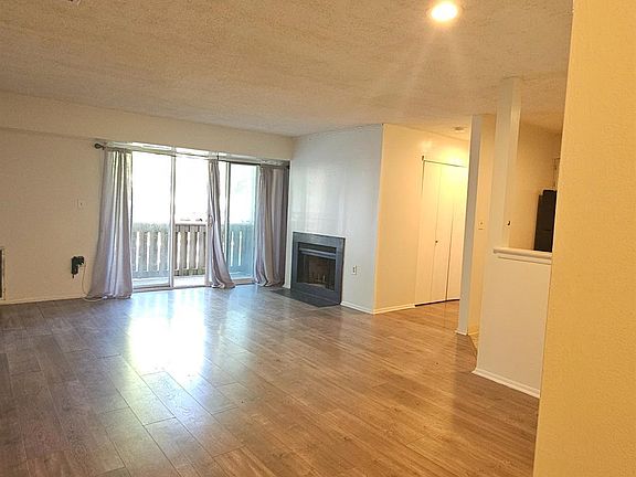 4th image of 2307 Aspen Dr