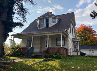 1026 3rd St, Lake Odessa, MI 48849