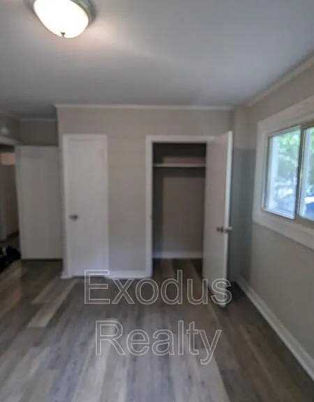 502 Maple Ave — Photo 10