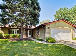 1810 W Locust Ln, Mount Prospect, IL 60056