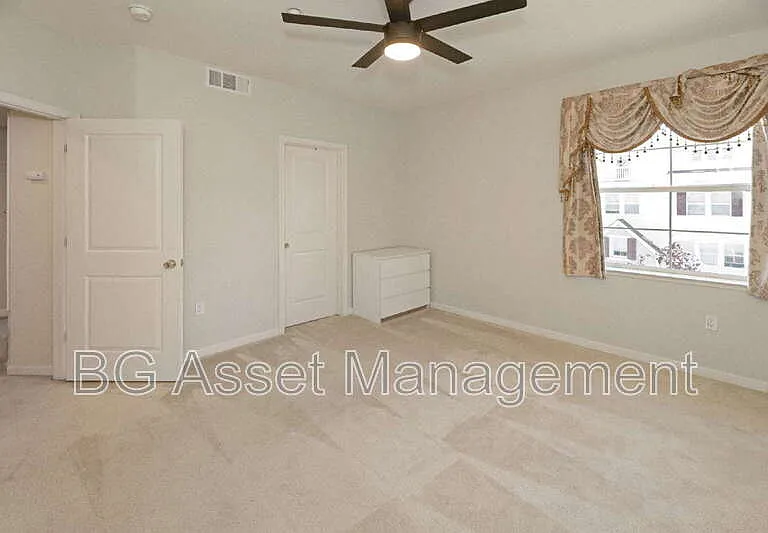 1653 Northshore Dr — Photo 9