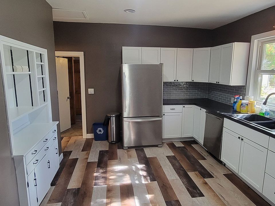 1st image of 521 Franklin St #521