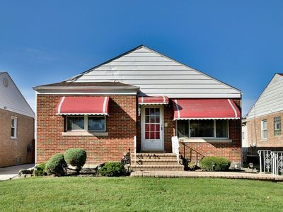 2434 Rhodes Ave, River Grove, IL, 60171