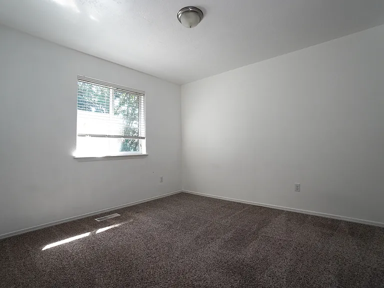 2934 NW 11th Ave — Photo 24