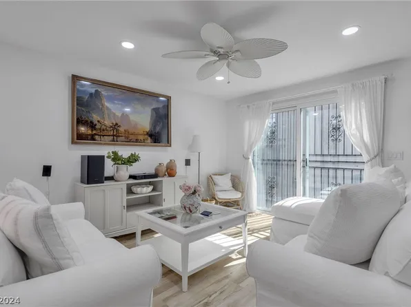 4926 Calle Del Cajon, Las Vegas, NV 89120