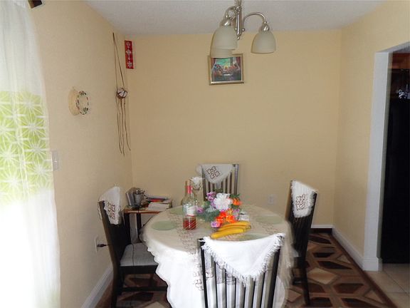 4th image of 4737 S Texas Ave #4737C