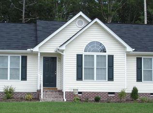 12831 Chester Grove Dr, Chester, VA 23831