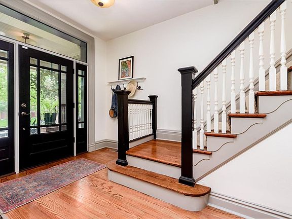 3rd image of 3731 Hartford St