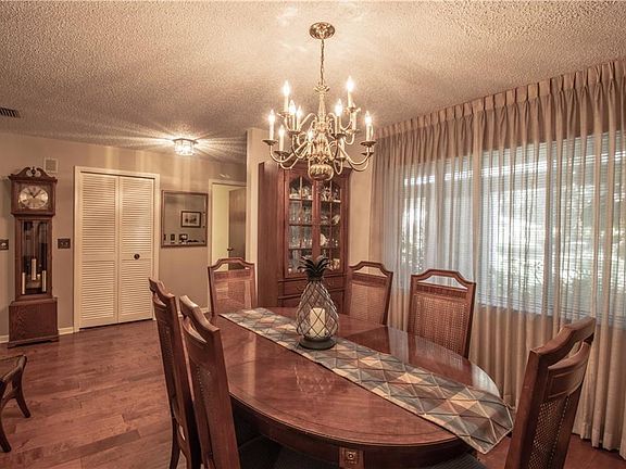 5th image of 3007 Wister Cir