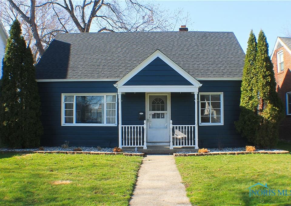 1st image of 409 W John St
