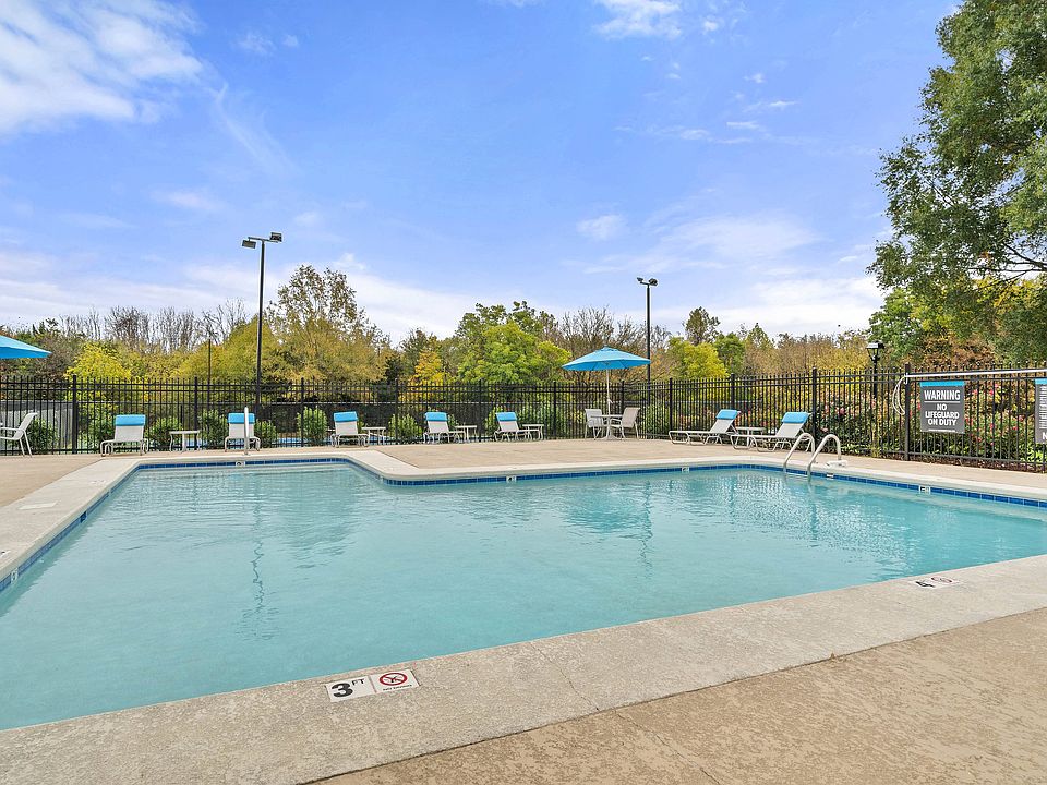 Sparkling Swimming Pool at Hawthorne at Oak Ridge in Greensboro, NC