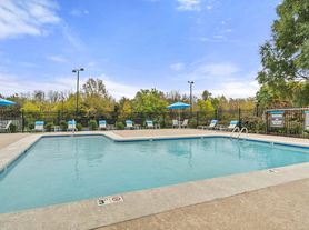 Hawthorne at Oak Ridge