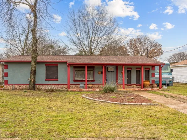 628 W 5th St, Lancaster, TX 75146