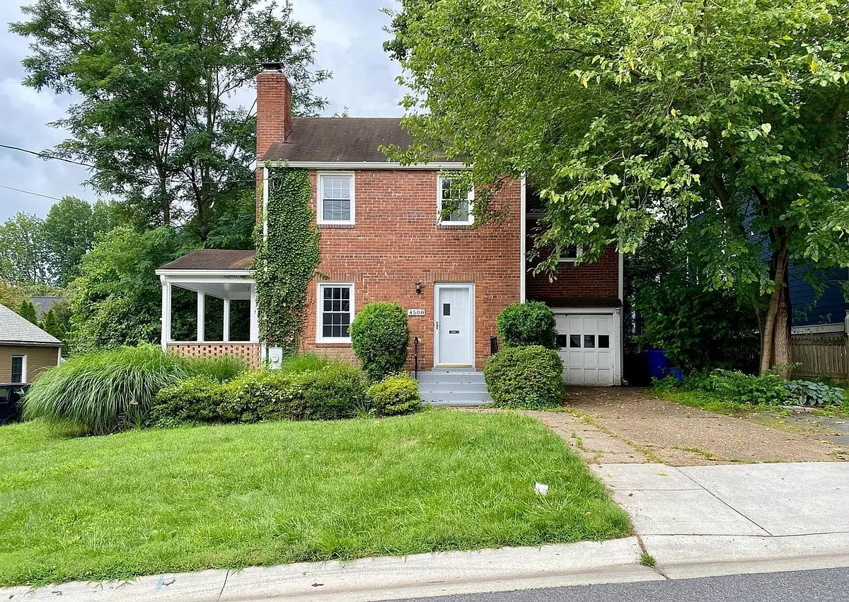 Building Photo - 4508 W Virginia Ave