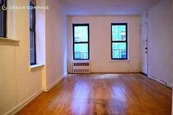 Rented by Compass | media 32