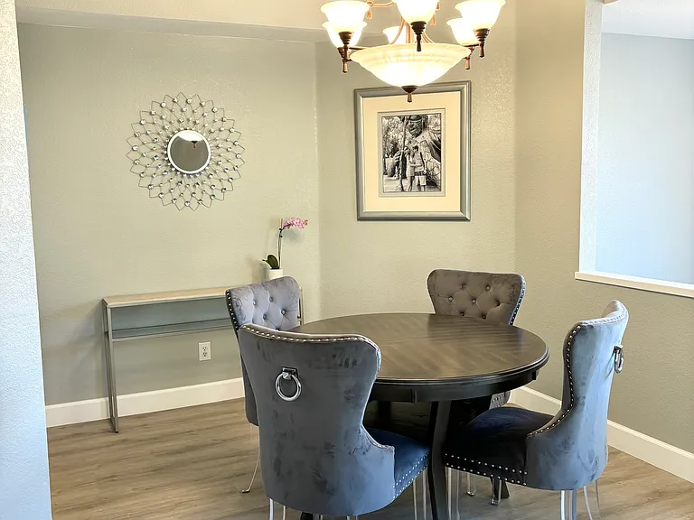 1006 S Dewcrest Dr — Photo 6