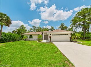 490 25th St SW, Naples, FL 34117