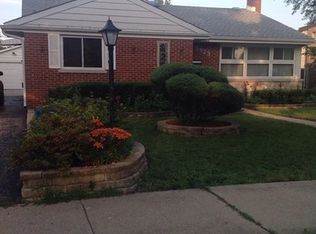 8923 Olcott Ave, Morton Grove, IL