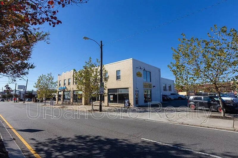 1400 N Arthur Ashe Blvd #208