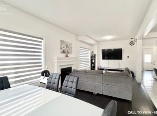 60 Merivale St, Oshawa, ON L1H7P4