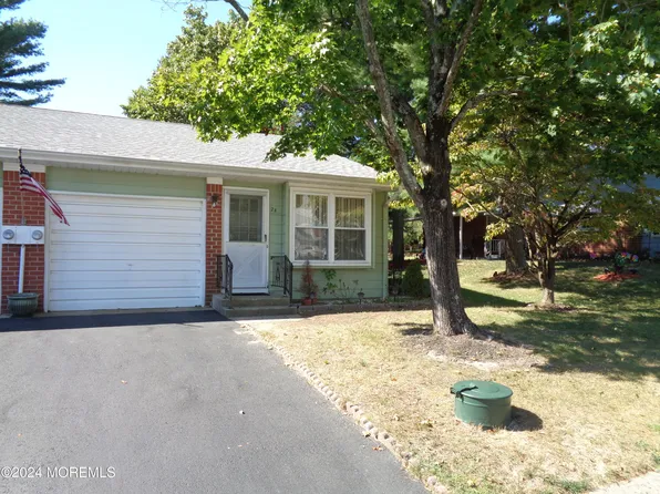 2 B Raleigh Drive, Whiting, NJ 08759