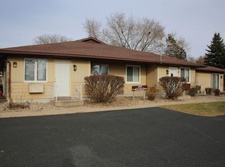 202 Campus View Dr APT 203, Baraboo, WI 53913