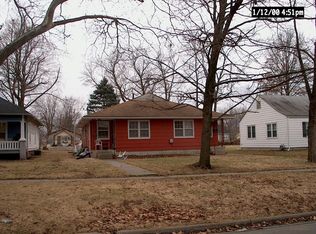 1065&1067 N English Ave, Marshall, MO 65340