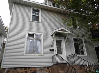 1507 E 4th St #1, Duluth, MN 55812