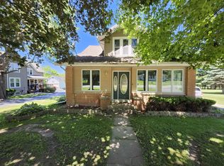 210 Church St, Fairwater, WI 53931