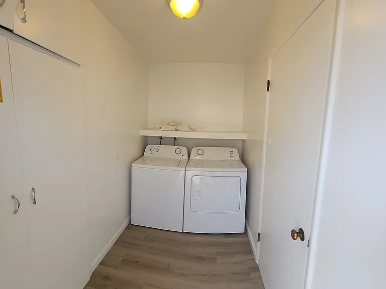 550 Piney Way — Photo 32