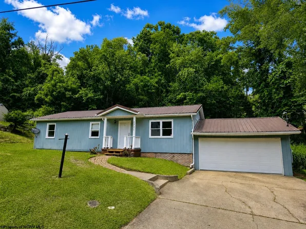 1201 Milton St, Morgantown, WV 26505