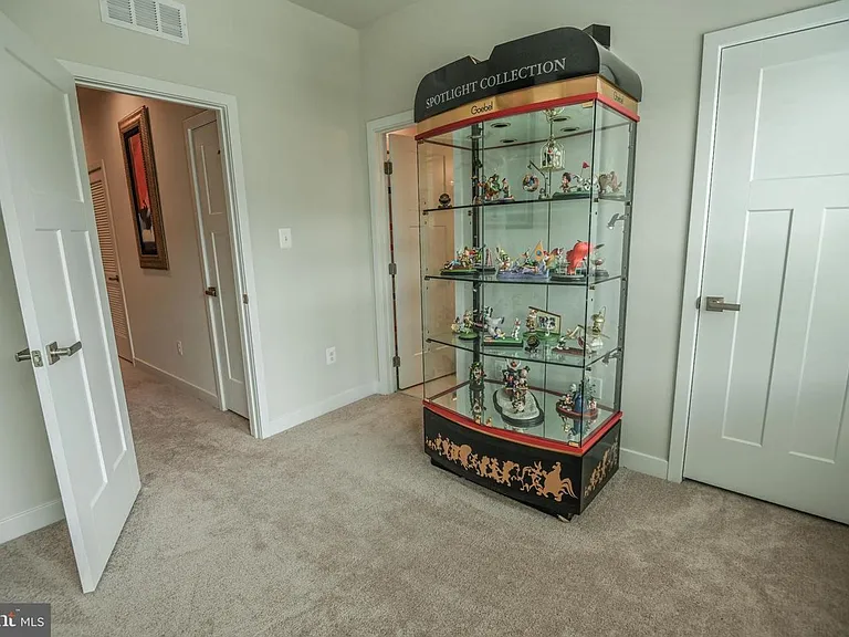 7221 Sprouse Ct — Photo 13