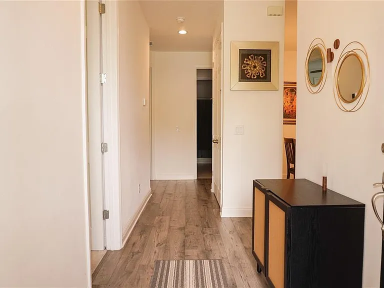 4909 Olivia Ct — Photo 4