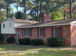 3339 Seven Mountain Dr, Fayetteville, NC 28306