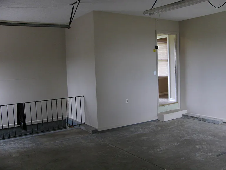 531 Eddie Ln — Photo 26
