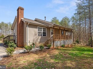 29329 Red Fox Ln, Rhoadesville, VA 22542