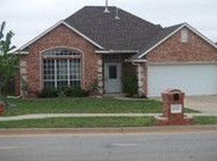 12517 SW 12th St, Yukon, OK 73099