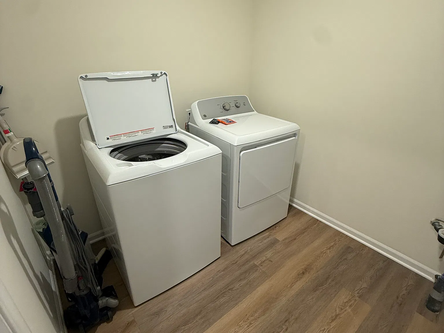 3 bed, 1260 sqft, $2,700 — Photo 1