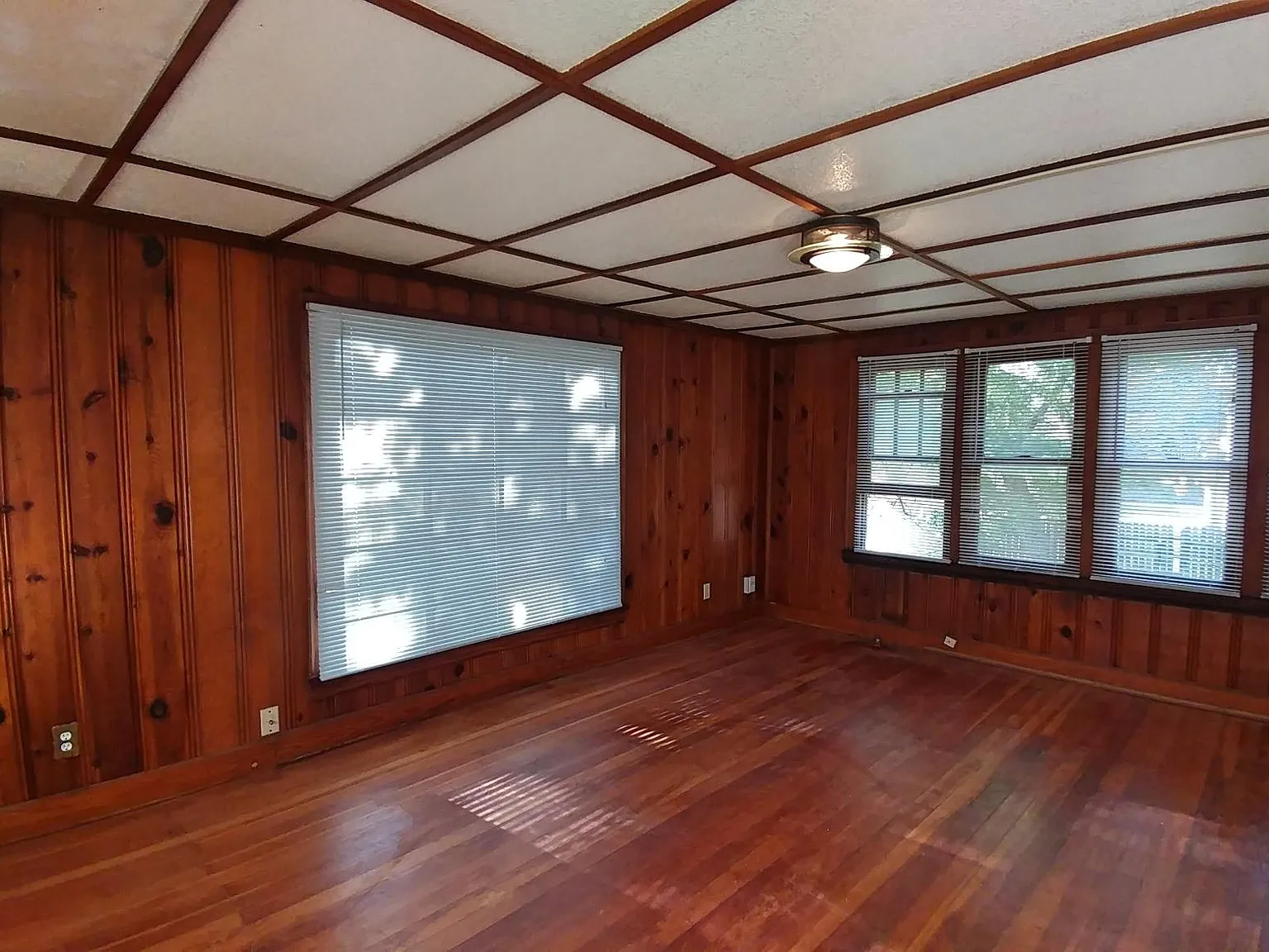 Studio, 400 sqft, $880 — Photo 4