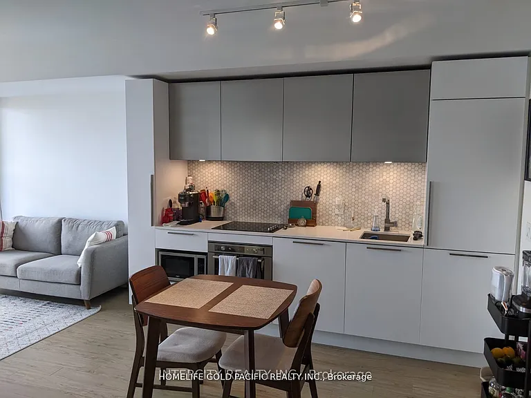 85 Wood St #Penthouse 17 — Photo 16