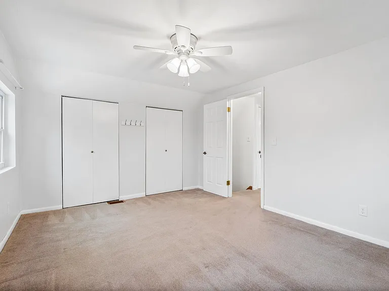 250 Clifford Ave — Photo 12